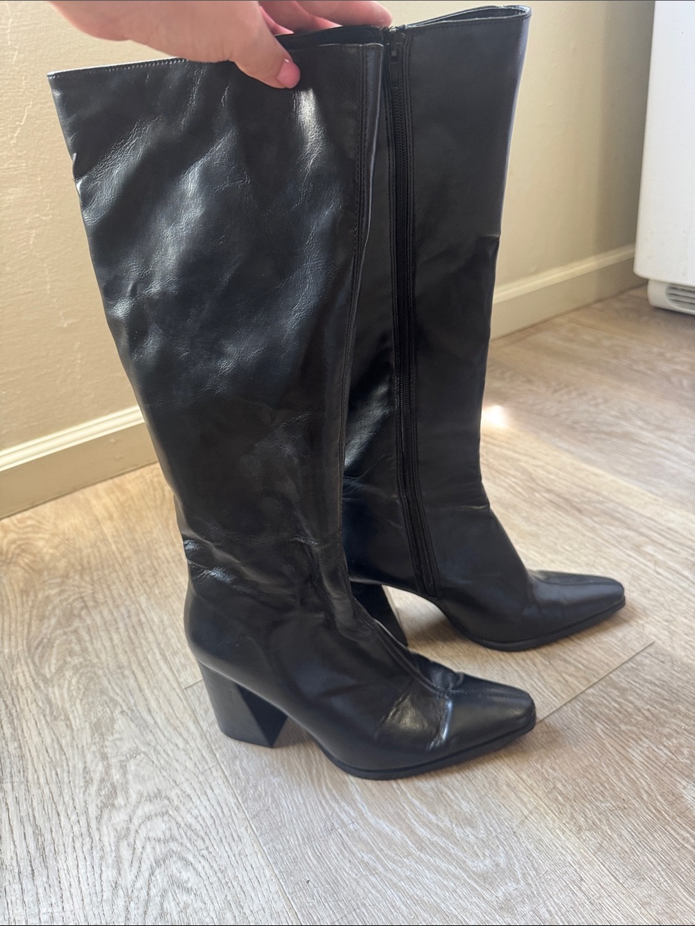 Bershka Black Knee-High Pointed Toe Heeled Boots